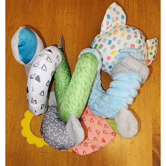 Infantino Plush Raccoon Spiral Carseat Stroller Toy Rattle Teether Sensory Activ - Picture 4 of 4